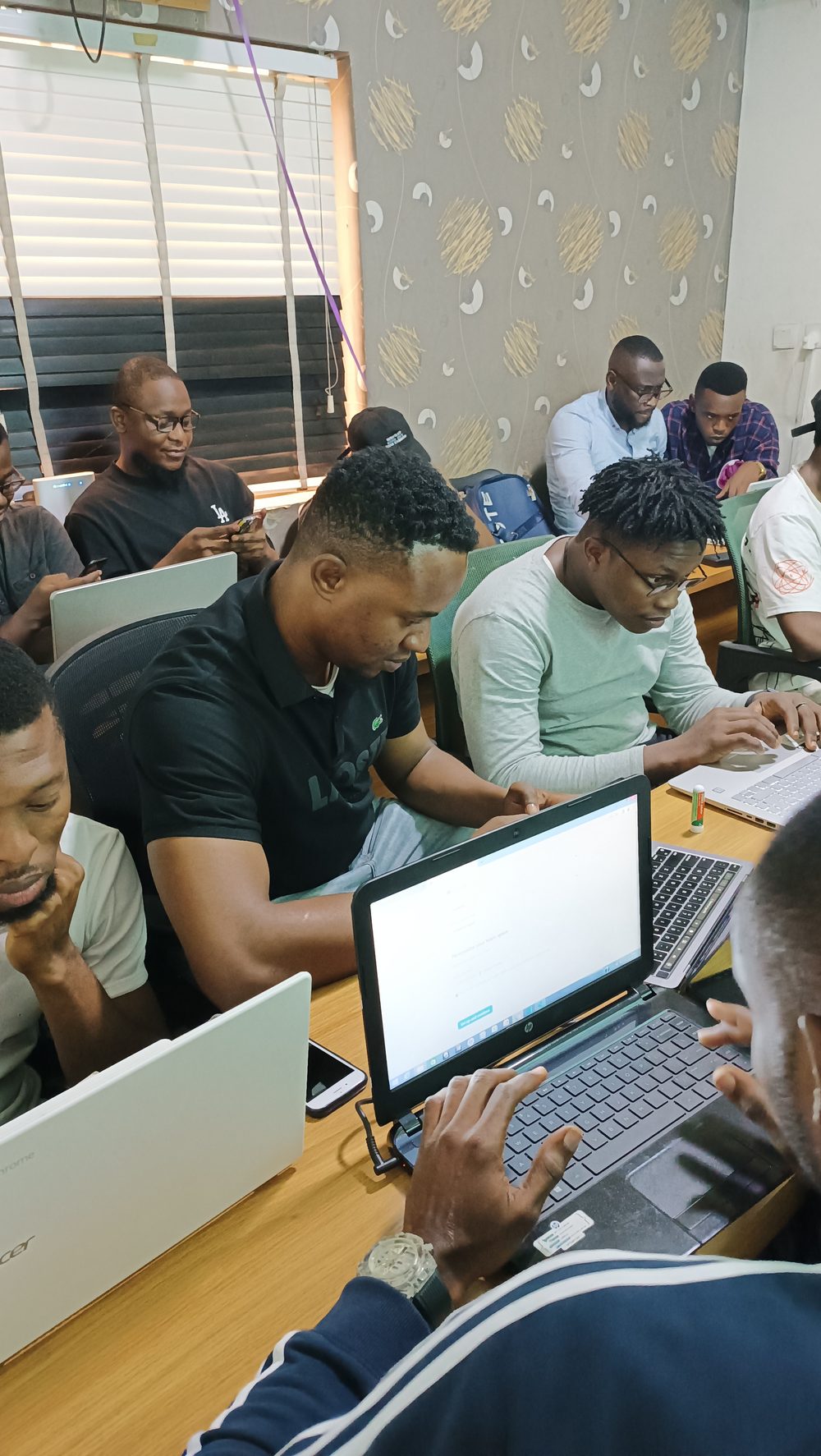 Students in the TSA computer lab